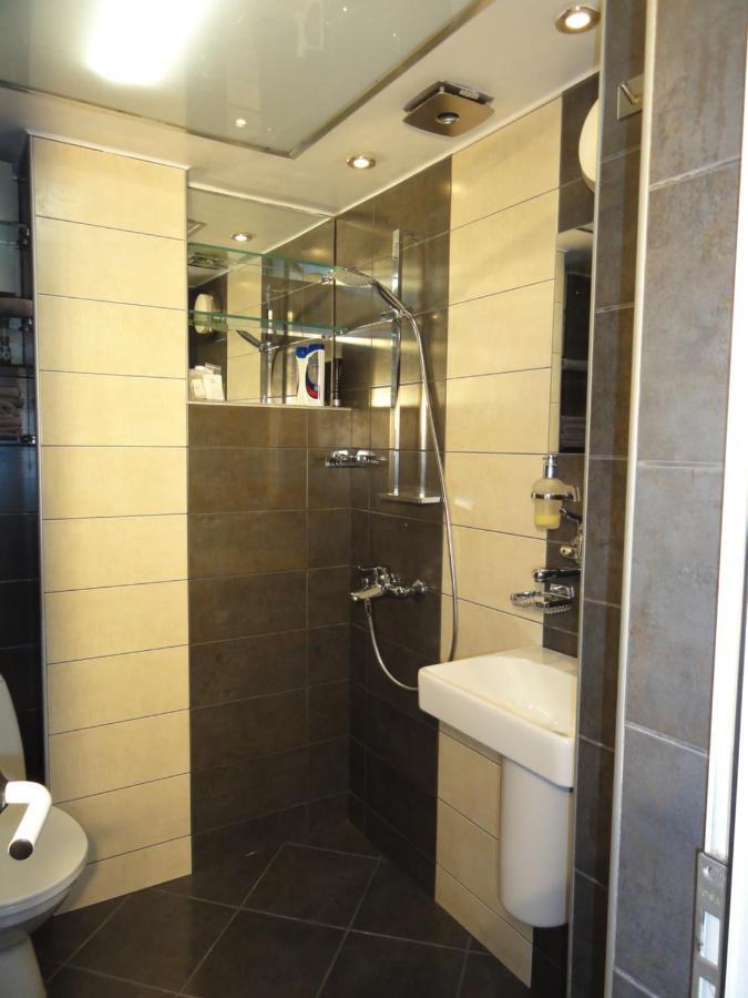 Apartment Sofia Lux Top Center Экстерьер фото